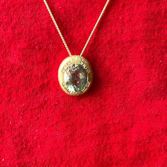 My Michelle 18k green amethyst and diamond pendant with chain - Picture 2 of 8